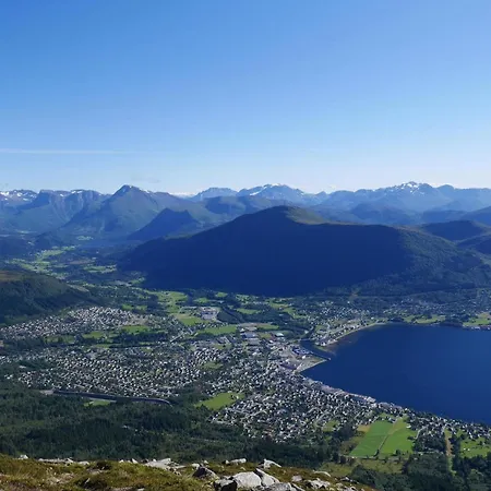 Hotel Havila Ivar Aasen 4*